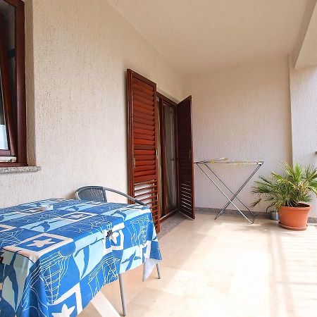Rooms Ivica 1452 Fažana Kültér fotó
