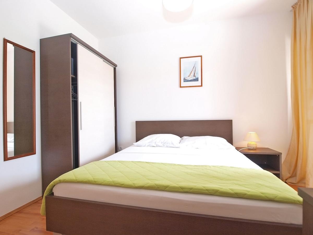 Rooms Ivica 1452 Fažana Kültér fotó
